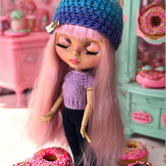 Blythe - Picture 2 of 8